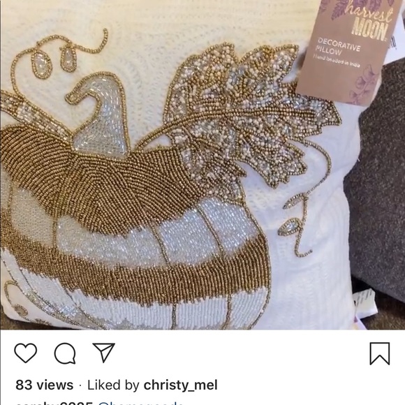 ISO: Beaded white and gold pumpkin pillows - Picture 2 of 2